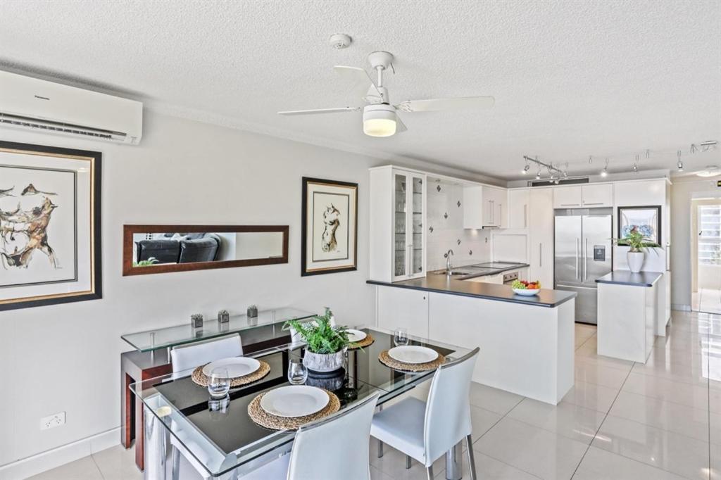 One The Esplanade Apartments On Surfers Paradise Gold Coast Dış mekan fotoğraf