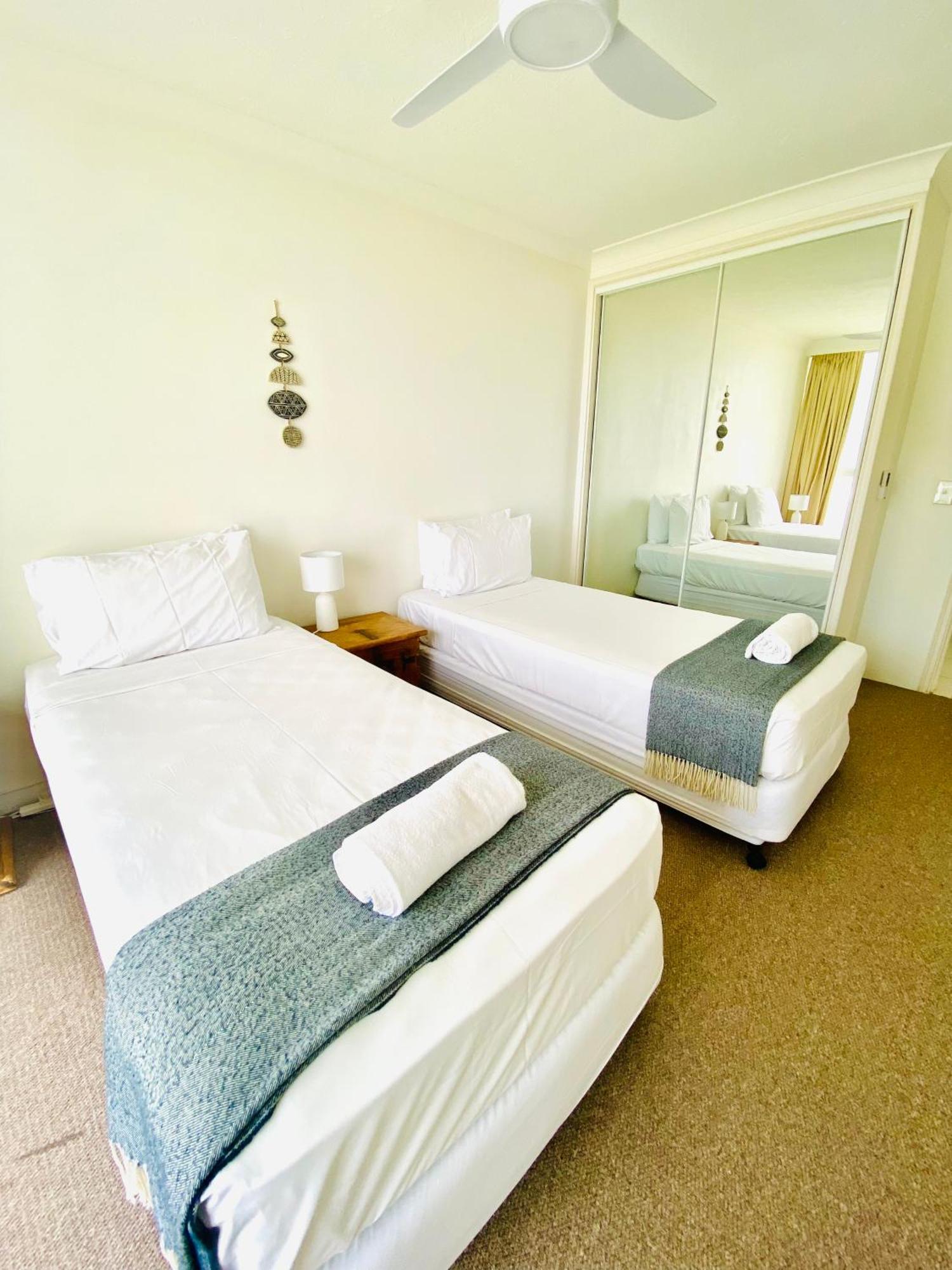 One The Esplanade Apartments On Surfers Paradise Gold Coast Dış mekan fotoğraf